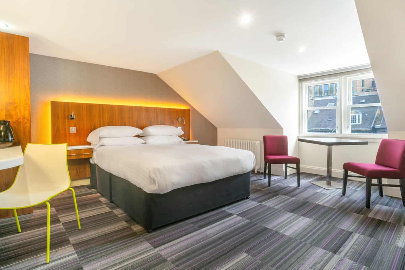 Standard Double Room at The Place Hotel, Edinburgh, photo 3