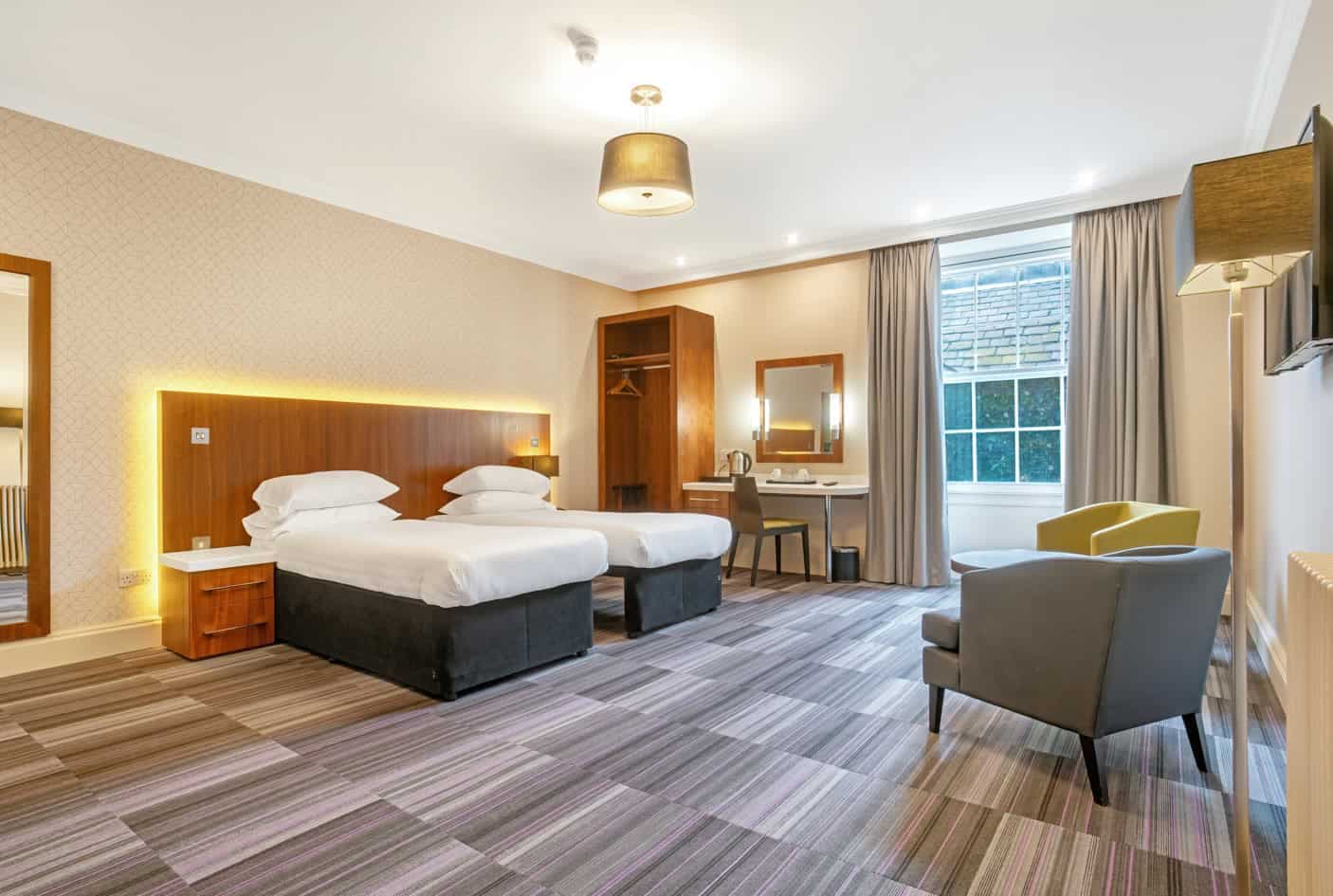 Standard Twin Room